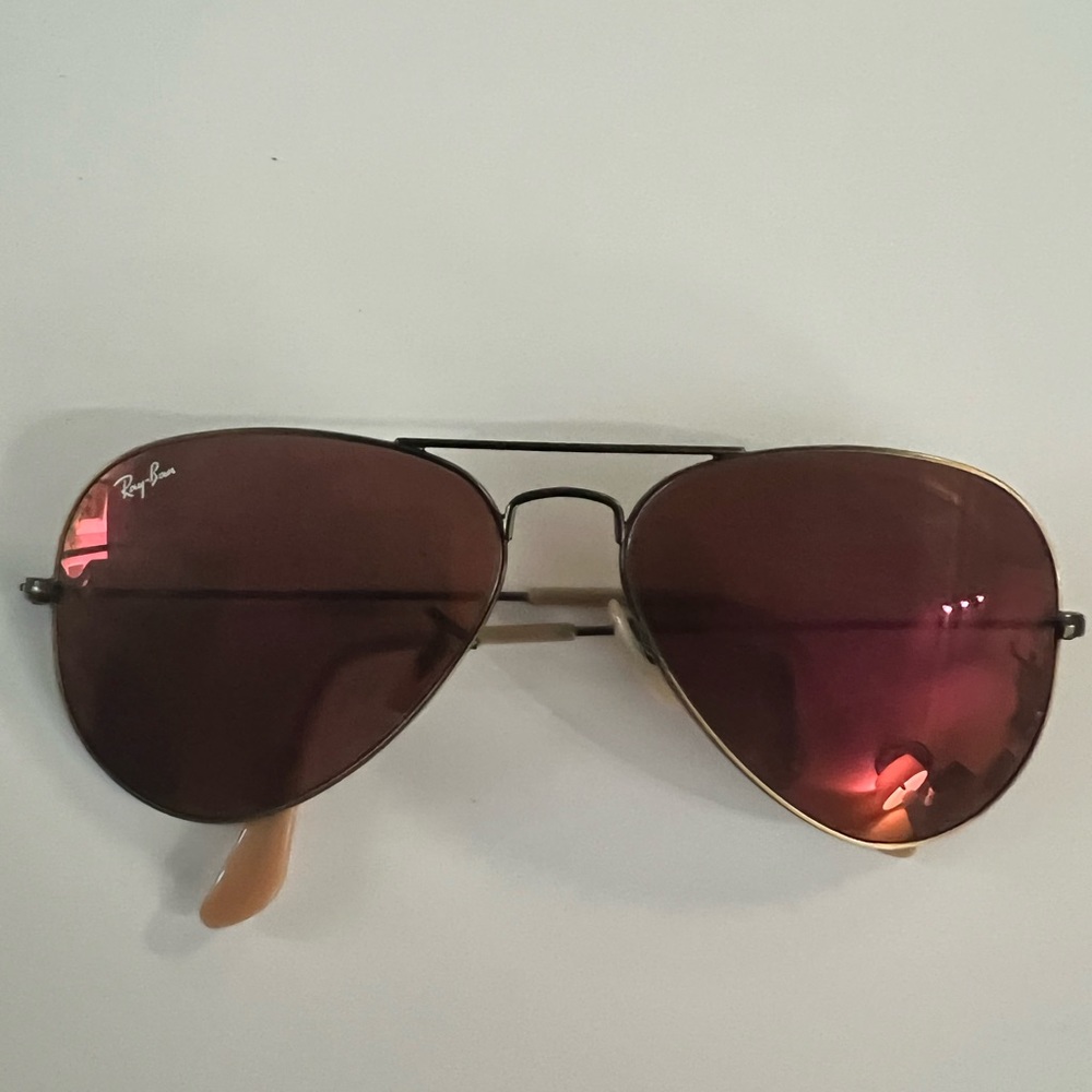 Rayban large aviators. Pink rose lenses, Crome gold frames